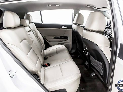 Used 2020 Kia Sportage EX image 31