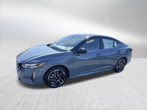 New 2025 Nissan Sentra SR w/ SR Premium Package FWD image 7