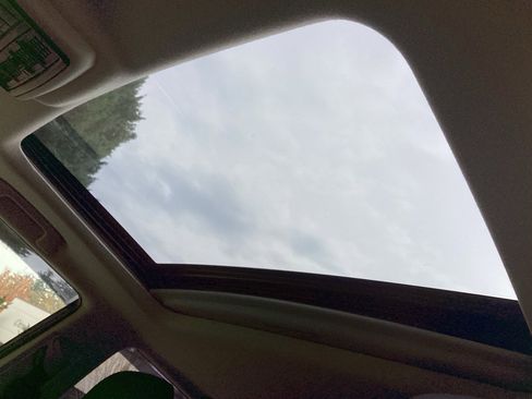 Used 2021 Toyota 4Runner Limited image 4