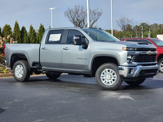 New 2026 Chevrolet Silverado 2500 LT video 2