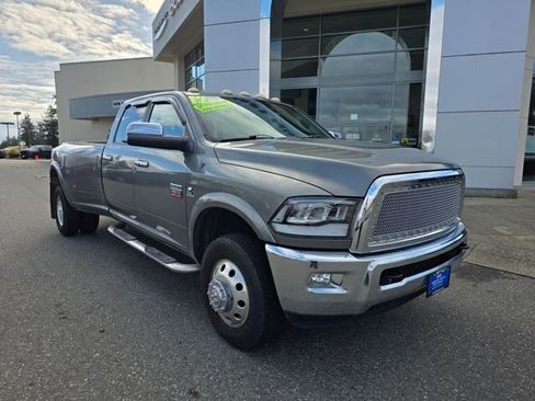 Used 2012 RAM 3500 Laramie w/ Max Tow Pkg image 3