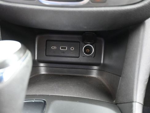 Used 2020 Chevrolet Equinox LT image 25