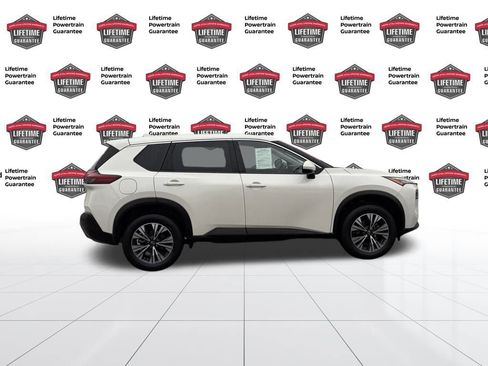 Certified 2023 Nissan Rogue SV image 7