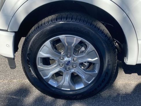 Certified 2022 Ford F150 Platinum w/ Equipment Group 701A High image 10