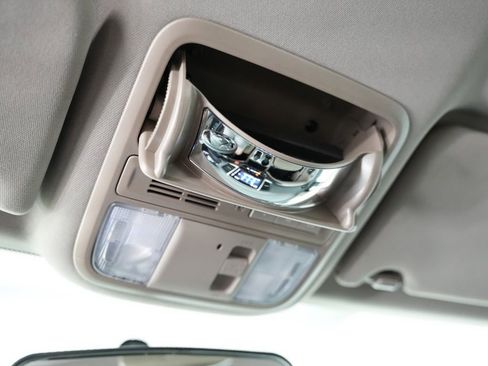 Used 2017 Honda Pilot EX image 50
