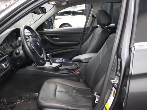 Used 2013 BMW 335i xDrive Sedan image 12
