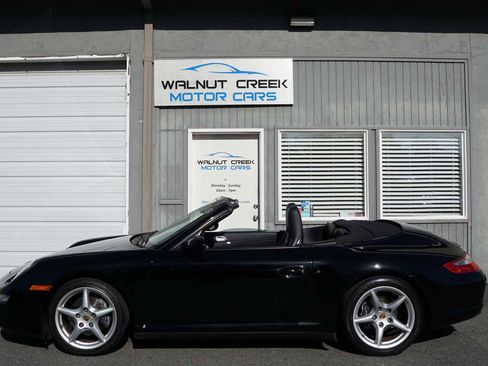 Used 2006 Porsche 911 Carrera 4 image 40
