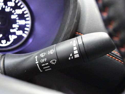 Used 2022 Nissan Sentra SR w/ Trunk Package image 33