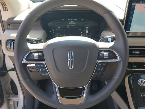 Certified 2023 Lincoln Nautilus Reserve w/ Equipment Group 202A AWD/4WD image 14