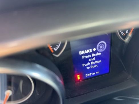 Used 2023 Jeep Wrangler Sport S image 11