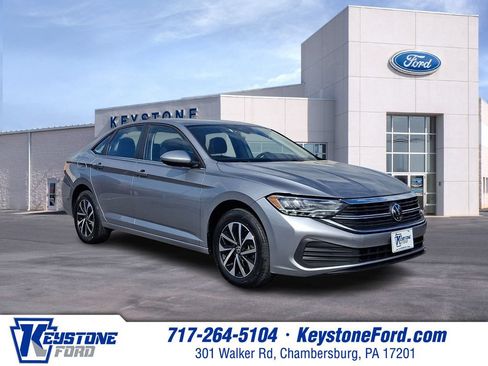 Used 2024 Volkswagen Jetta S FWD image 1