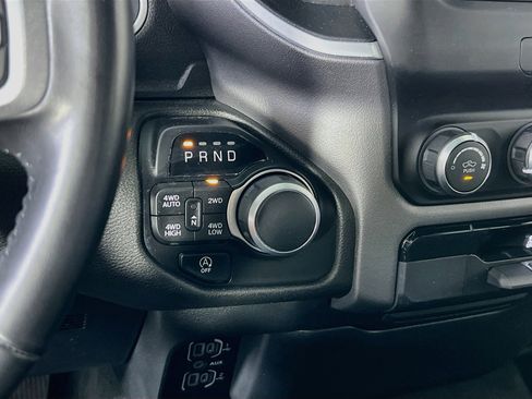 Used 2022 RAM 1500 Big Horn AWD/4WD image 16