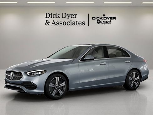 Used 2025 Mercedes-Benz C 300 Sedan image 27