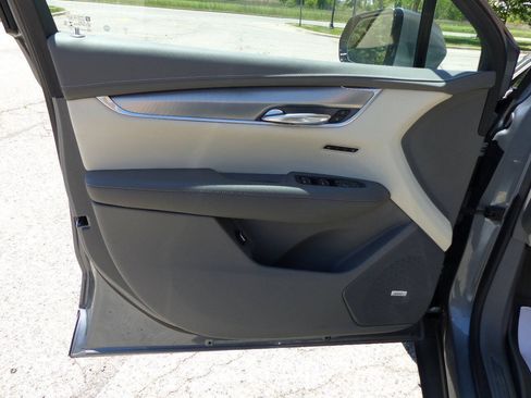 Used 2021 Cadillac XT5 Premium Luxury w/ LPO, Floor Liner Package AWD/4WD image 22