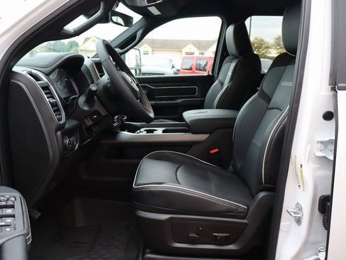 Used 2025 RAM 3500 Laramie image 13