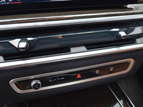 Certified 2024 BMW X5 xDrive40i w/ Premium Package image 22