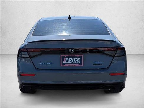 Used 2023 Honda Accord Sport image 6