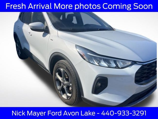 Used 2025 Ford Escape ST-Line Select AWD/4WD image 9