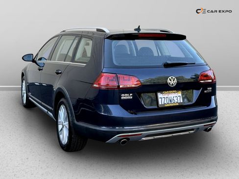Used 2017 Volkswagen Golf Alltrack S image 23