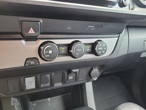 Used 2023 Toyota Tacoma SR RWD image 27