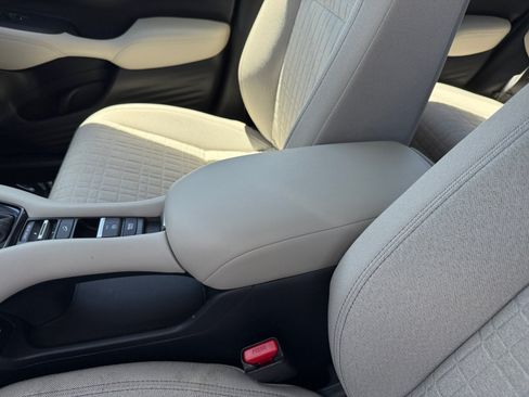 Certified 2024 Honda HR-V LX image 14