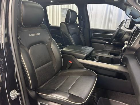 Used 2022 RAM 1500 Laramie AWD/4WD image 23