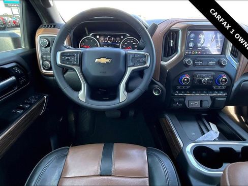 Used 2022 Chevrolet Silverado 3500 High Country w/ Z71 Off-Road Package image 9