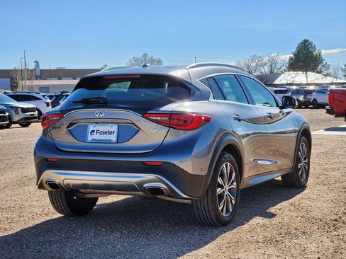 Used 2017 INFINITI QX30 Premium w/ Technology Package image 3