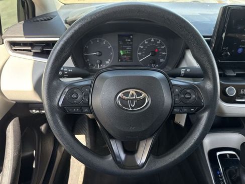 Used 2024 Toyota Corolla LE FWD image 13