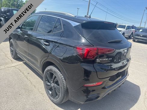 Used 2025 Buick Encore GX Sport Touring w/ Comfort Package AWD/4WD image 7