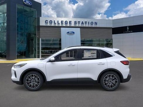 New 2025 Ford Escape Base w/ Class II Trailer Tow Package image 3