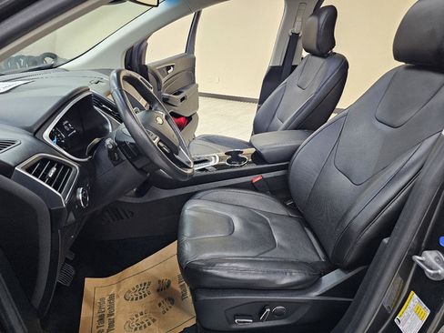 Used 2015 Ford Edge Titanium w/ Equipment Group 302A FWD image 18