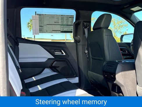 New 2025 Chevrolet Silverado EV RST AWD/4WD image 11