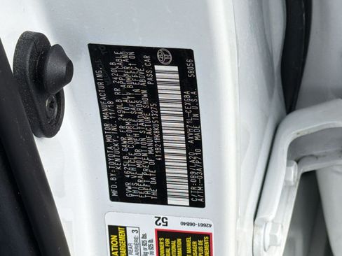 Used 2019 Toyota Camry XLE FWD image 26