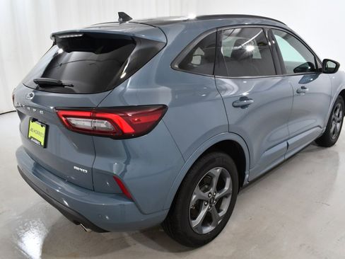 Used 2023 Ford Escape ST-Line w/ Tech Pack #1 image 11