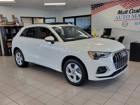 Used 2022 Audi Q3 2.0T Premium w/ Convenience Package AWD/4WD image 1