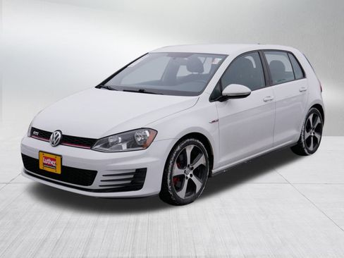 Used 2017 Volkswagen GTI S image 3