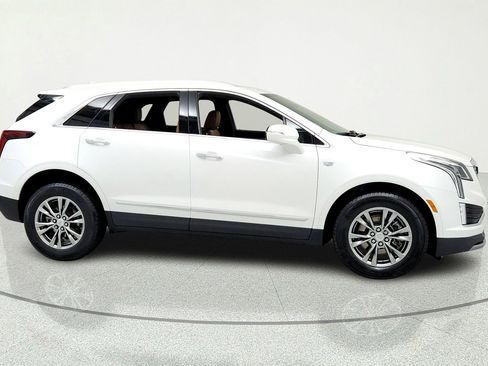 Used 2021 Cadillac XT5 Premium Luxury w/ LPO, Floor Liner Package FWD image 6