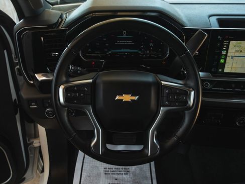 Used 2024 Chevrolet Silverado 2500 LT image 29