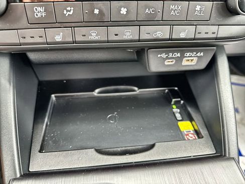 Certified 2026 Subaru Outback Limited AWD/4WD image 26