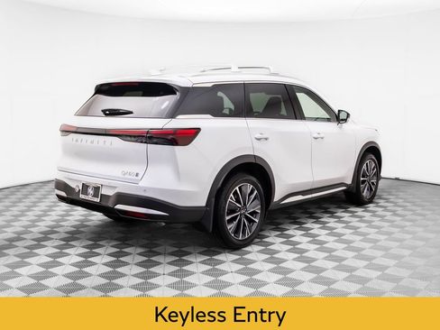 Certified 2026 INFINITI QX60 Luxe w/ Cargo Package image 6