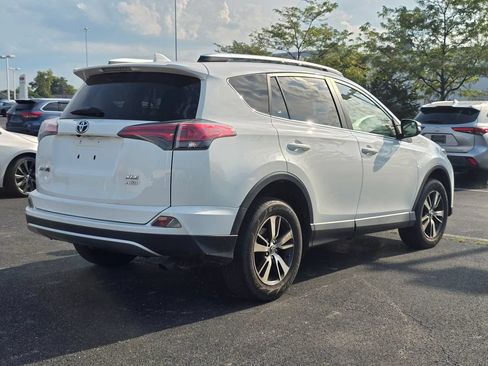 Used 2016 Toyota RAV4 XLE AWD/4WD image 8