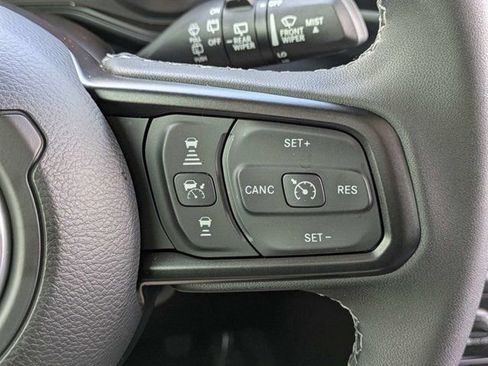 Used 2025 Jeep Wrangler Sport AWD/4WD image 26