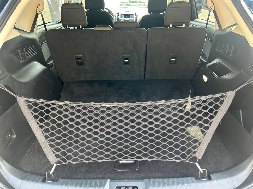 Used 2018 Ford Edge SE AWD/4WD image 14