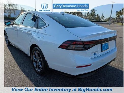 Used 2024 Honda Accord EX image 9