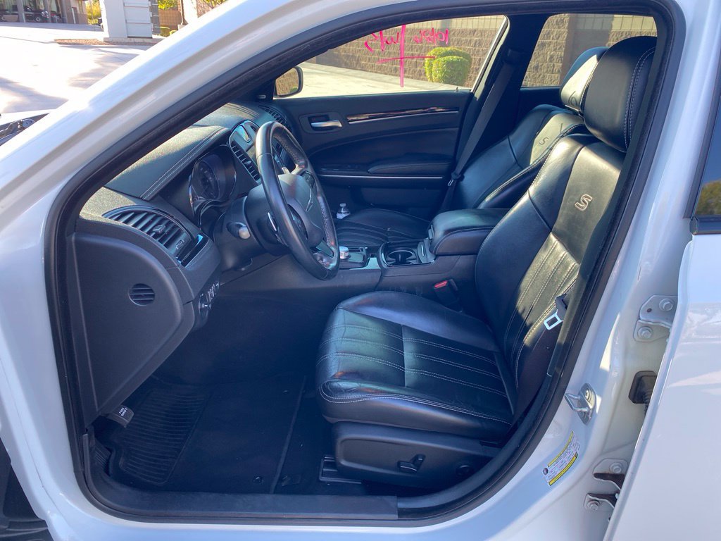 Used 2019 Chrysler 300 S AWD/4WD image 7