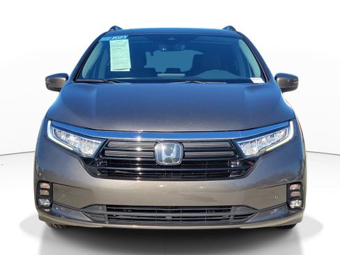 Used 2023 Honda Odyssey Touring image 2