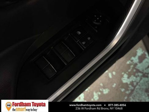 Certified 2025 Toyota RAV4 XLE AWD/4WD image 17