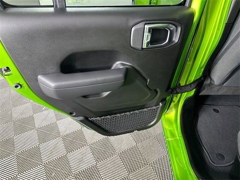 Certified 2025 Jeep Gladiator Sport image 14