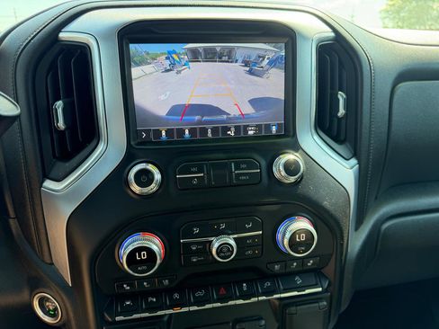 Used 2019 GMC Sierra 1500 SLT w/ SLT Premium Plus Package AWD/4WD image 11